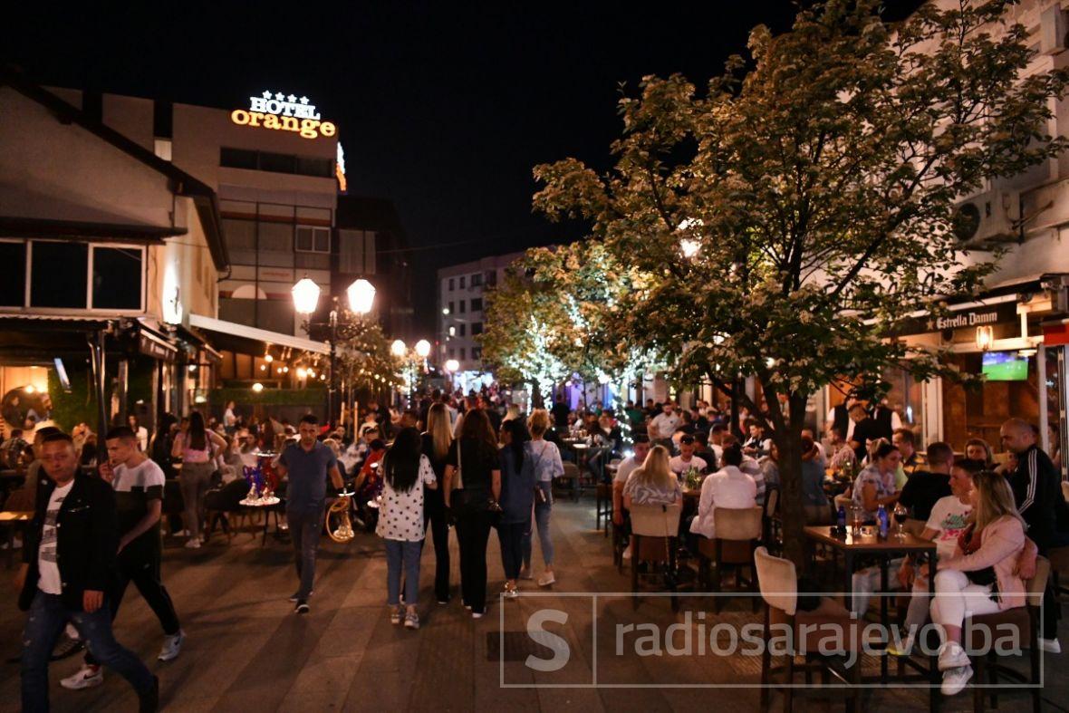 Foto: A.K./Radiosarajevo.ba/Prelijepa noć na Ilidži